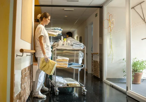 Aged care laundry change, Infection Control in Aged Care Laundry Facilities